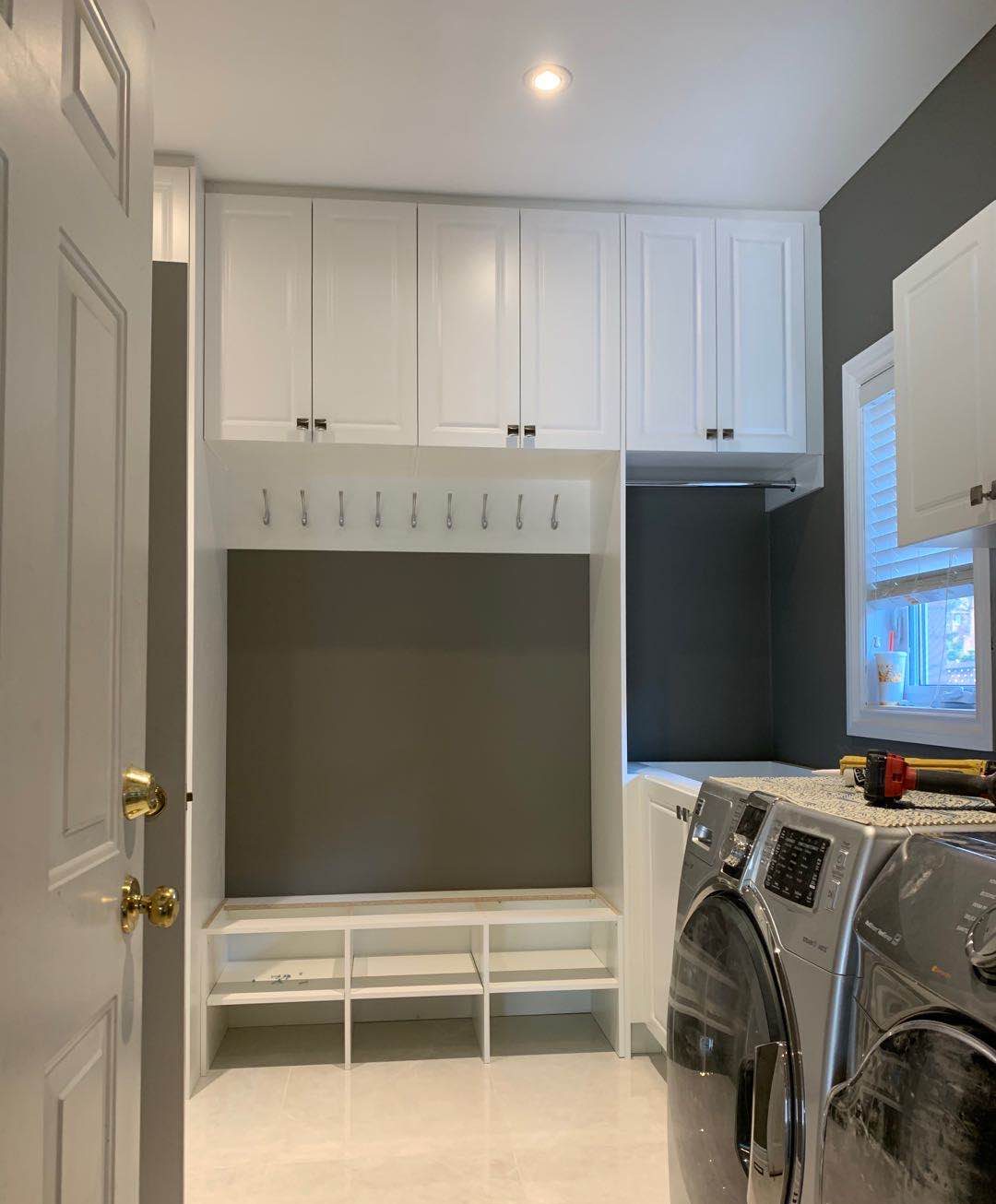 Laundry room cabinet